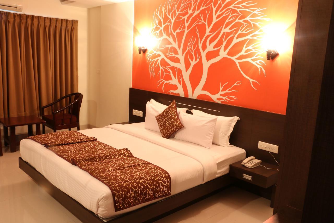 Hotel Reevanta Daman Exterior foto