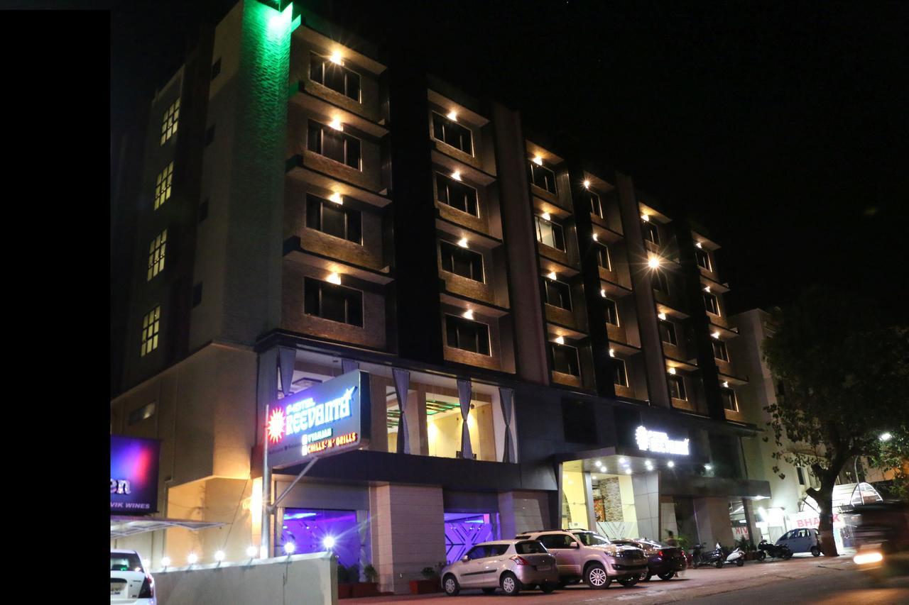 Hotel Reevanta Daman Exterior foto