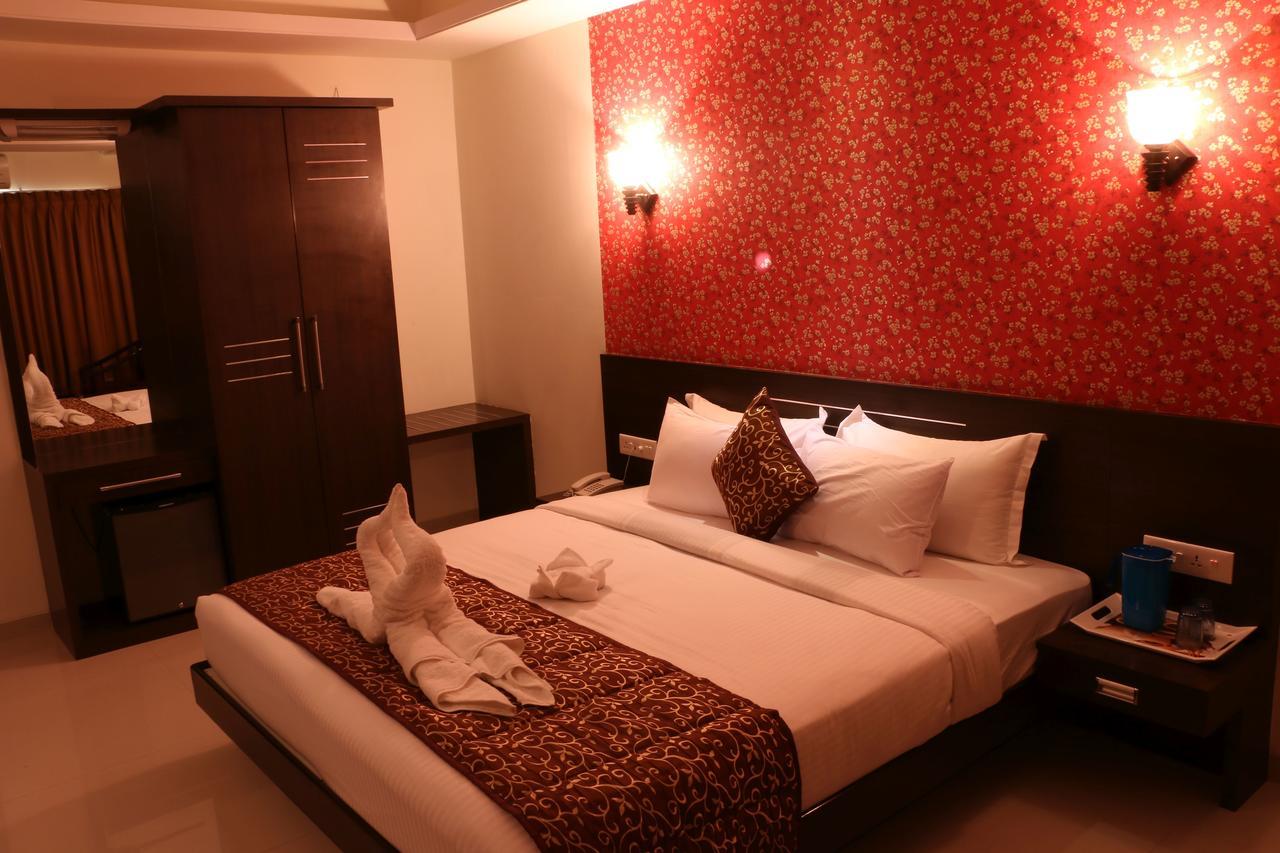 Hotel Reevanta Daman Exterior foto