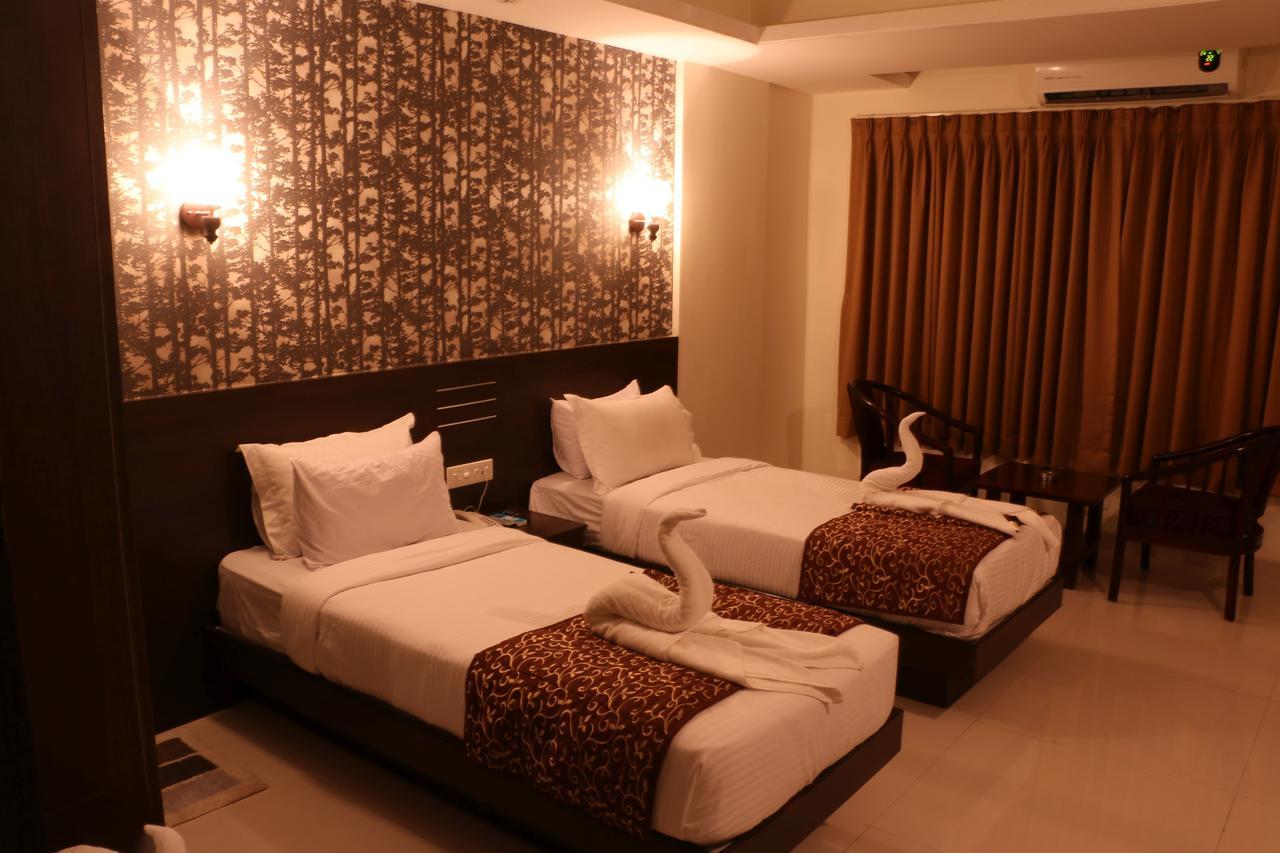 Hotel Reevanta Daman Exterior foto